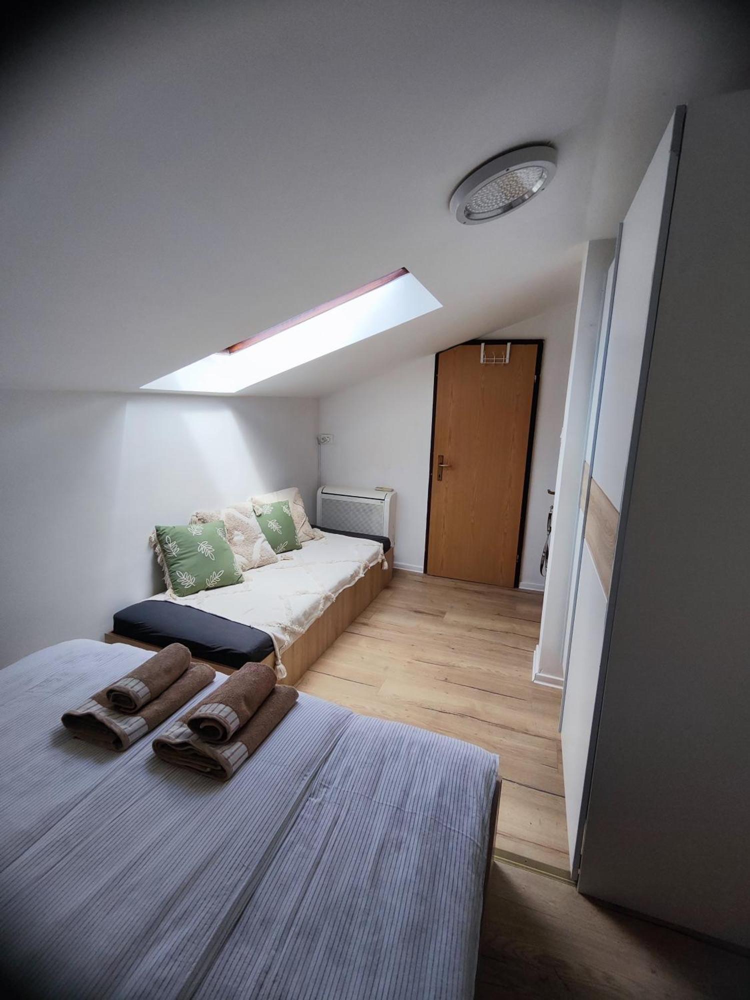 Apartments Tome Ljubljana Bagian luar foto